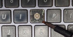 How to remove laptop keys