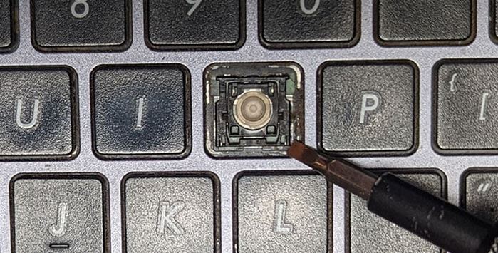 How to remove laptop keys